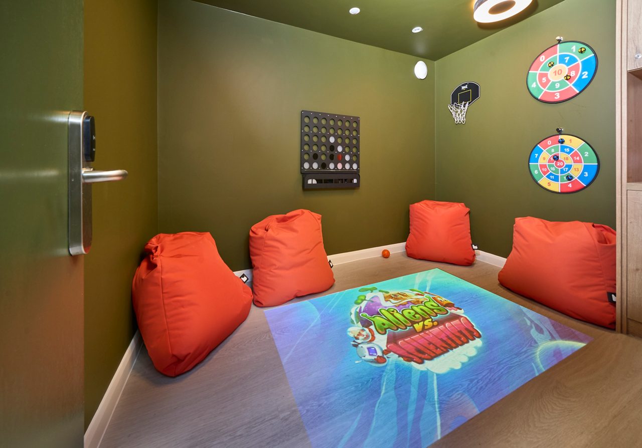 GRAND FOREST LODGE INTERACTIVE GAMES POD 1
