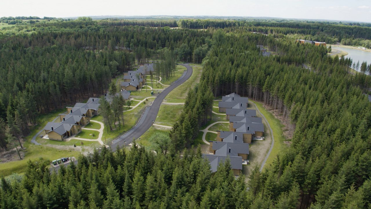 LODGES DRONE IRE 3