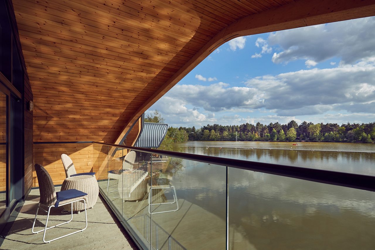 Waterside lodge