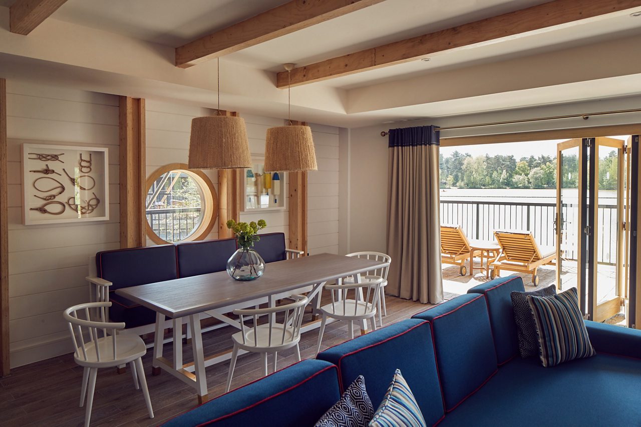 Waterside lodge